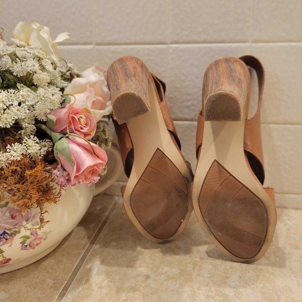 Marc Fisher Leather Open Toe Heels - Picture 3 of 6